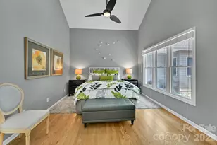 77 Carriage W Dr, Hendersonville, NC 28791 - Photo 22
