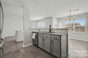 8603 Westhope St, Charlotte, NC 28216 - Photo 14