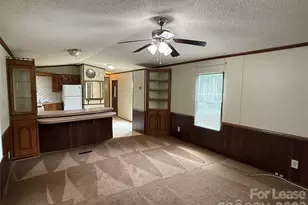 6143 Glenn Teague Rd, Charlotte, NC 28216 - Photo 2