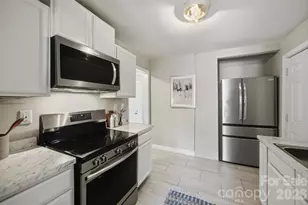 2516 Elon St, Charlotte, NC 28208 - Photo 14