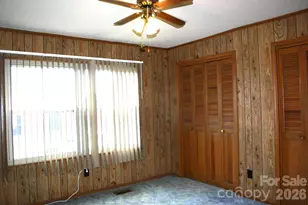 1647 Woodridge Cir, Hickory, NC 28602 - Photo 26