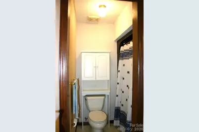 1647 Woodridge Circle, Hickory, NC 28602 - Photo 20