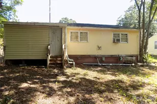 1013 W 6th Ave, Gastonia, NC 28052 - Photo 2