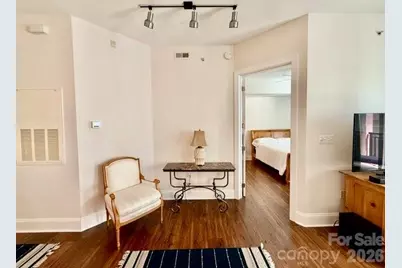 4620 Piedmont Row Drive W #402, Charlotte, NC 28210 - Photo 4