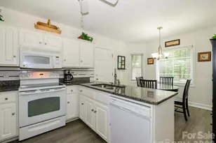 2704 Gold Spike Ct, Matthews, NC 28105 - Photo 12