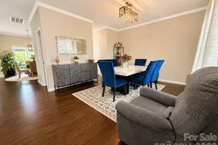 7129 Branch Fork Rd, Charlotte, NC 28215 - Photo 4