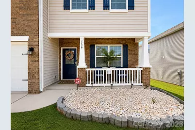 7129 Branch Fork Road, Charlotte, NC 28215 - Photo 2