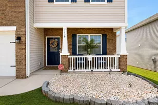 7129 Branch Fork Rd, Charlotte, NC 28215 - Photo 2