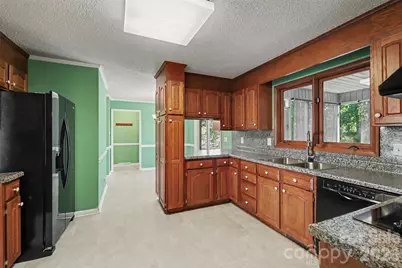 121 Country Creek Drive, Kings Mountain, NC 28086 - Photo 14