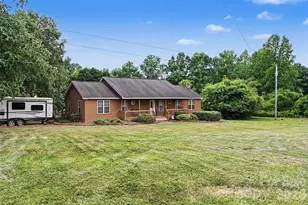 3999 Fincher Rd, Matthews, NC 28104 - Photo 2