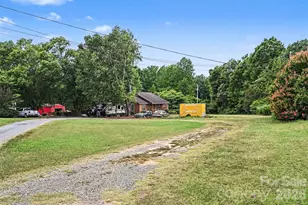3999 Fincher Rd, Matthews, NC 28104 - Photo 4