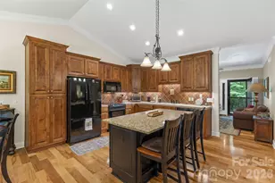 141 Dolly Ln, Highlands, NC 28741 - Photo 18