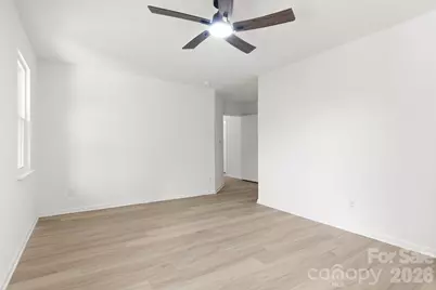 9713 Pernell Lane, Charlotte, NC 28213 - Photo 32