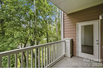 1000 E Woodlawn Road #216, Charlotte, NC 28209 - Photo 30