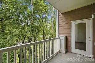1000 E Woodlawn Rd, Charlotte, NC 28209 - Photo 30