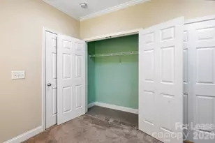 1000 E Woodlawn Rd, Charlotte, NC 28209 - Photo 34