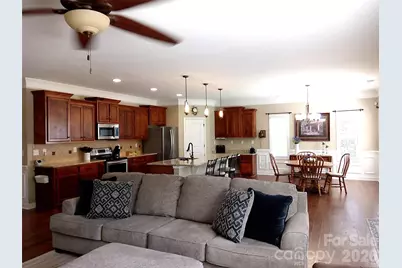 10234 Lakeshore Drive, Lancaster, SC 29720 - Photo 8