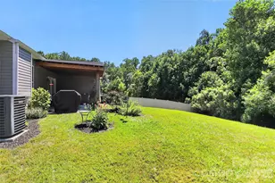 12823 Plumleaf Dr, Charlotte, NC 28213 - Photo 38