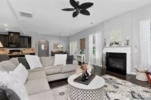 12823 Plumleaf Dr, Charlotte, NC 28213 - Photo 20