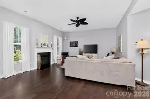 12823 Plumleaf Dr, Charlotte, NC 28213 - Photo 16