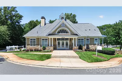 12823 Plumleaf Drive, Charlotte, NC 28213 - Photo 40