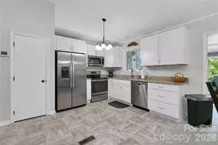 222 Sedi Ln, Brevard, NC 28712 - Photo 12
