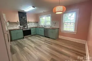 112 3rd St NE, Conover, NC 28613 - Photo 12
