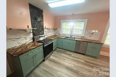 112 3rd Street NE, Conover, NC 28613 - Photo 14