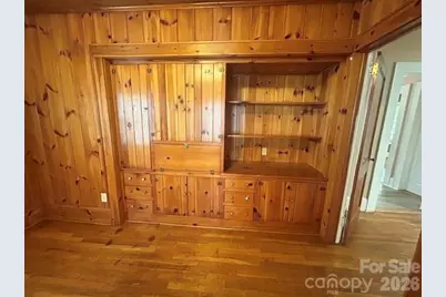 112 3rd Street NE, Conover, NC 28613 - Photo 26