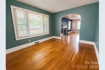 112 3rd Street NE, Conover, NC 28613 - Photo 10