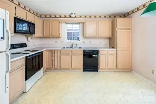 803 Woodlea Ct, Asheville, NC 28806 - Photo 30