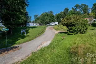 14 Calhoun Dr, Marion, NC 28752 - Photo 6