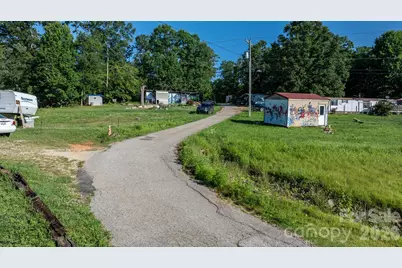 14 Calhoun Drive, Marion, NC 28752 - Photo 8