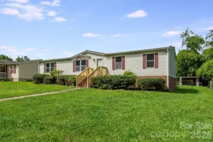 505 Crescent Way, Horse Shoe, NC 28742 - Photo 2