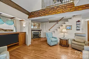 6777 Pinnacle Mountain Rd, Zirconia, NC 28790 - Photo 8