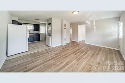 402 E Webb Street, Dallas, NC 28034 - Photo 10