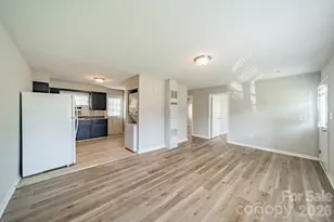 402 E Webb St, Dallas, NC 28034 - Photo 12