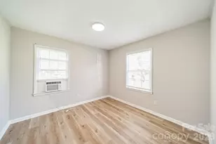 402 E Webb St, Dallas, NC 28034 - Photo 16