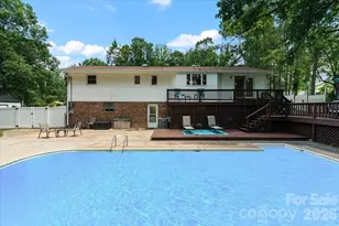 216 Dundeve Cir, Hendersonville, NC 28792 - Photo 44