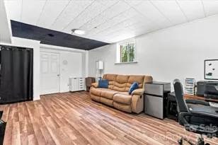 216 Dundeve Cir, Hendersonville, NC 28792 - Photo 40
