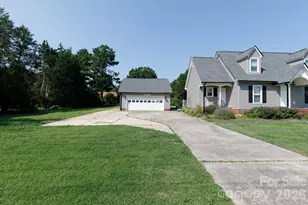 2213 Eastview Rd, Rock Hill, SC 29732 - Photo 2