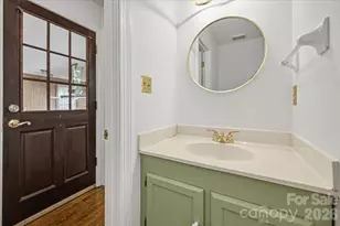 9423 Braemar Terrace, Charlotte, NC 28210 - Photo 22