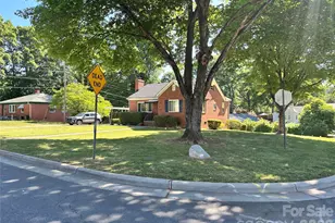 600 W Cama St, Charlotte, NC 28217 - Photo 2
