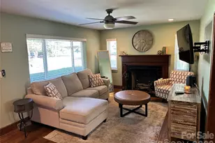 600 W Cama St, Charlotte, NC 28217 - Photo 12