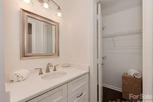 301 Queens Rd, Charlotte, NC 28204 - Photo 16