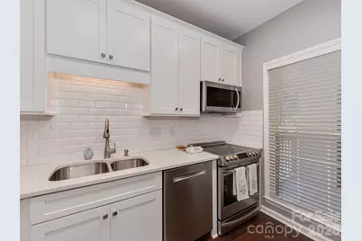 301 Queens Road #105, Charlotte, NC 28204 - Photo 6