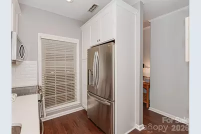 301 Queens Road #105, Charlotte, NC 28204 - Photo 8