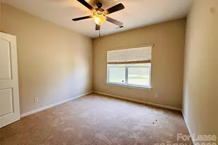 10326 Newbridge Rd, Charlotte, NC 28278 - Photo 6