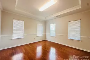 10326 Newbridge Rd, Charlotte, NC 28278 - Photo 4