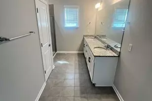 5714 Rivulet Wy, Charlotte, NC 28215 - Photo 10